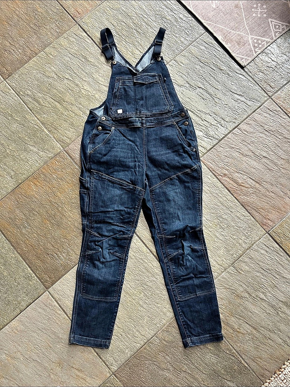 Duluth Trading Co. Women's Heirloom Gardening Bib Overalls. in Blue
